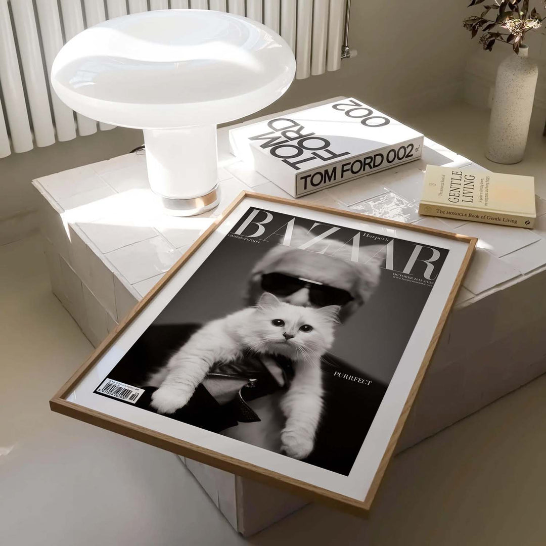 Black & White "Karl Lagerkitty"